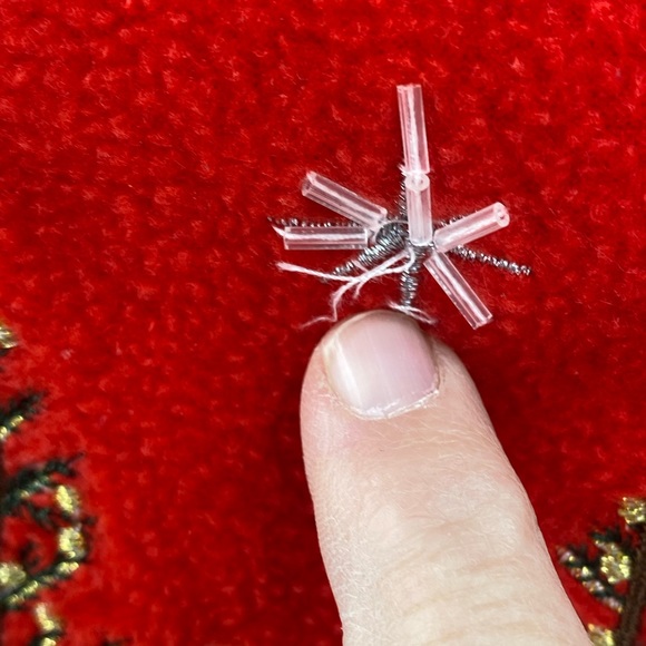 White Stag‎ women’s v neck Christmas holiday sweater, size 16W - Picture 3 of 9